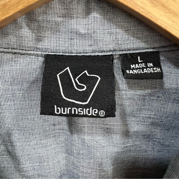Burnside Men’s Gray Short Sleeve Shirt - Picture 2 of 6